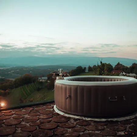 Skyview Dezno Appartamento *